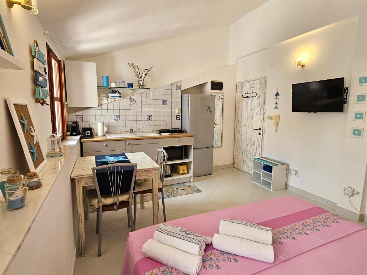 Studio Mare Fuori With Terrace Rovinj Dış mekan fotoğraf
