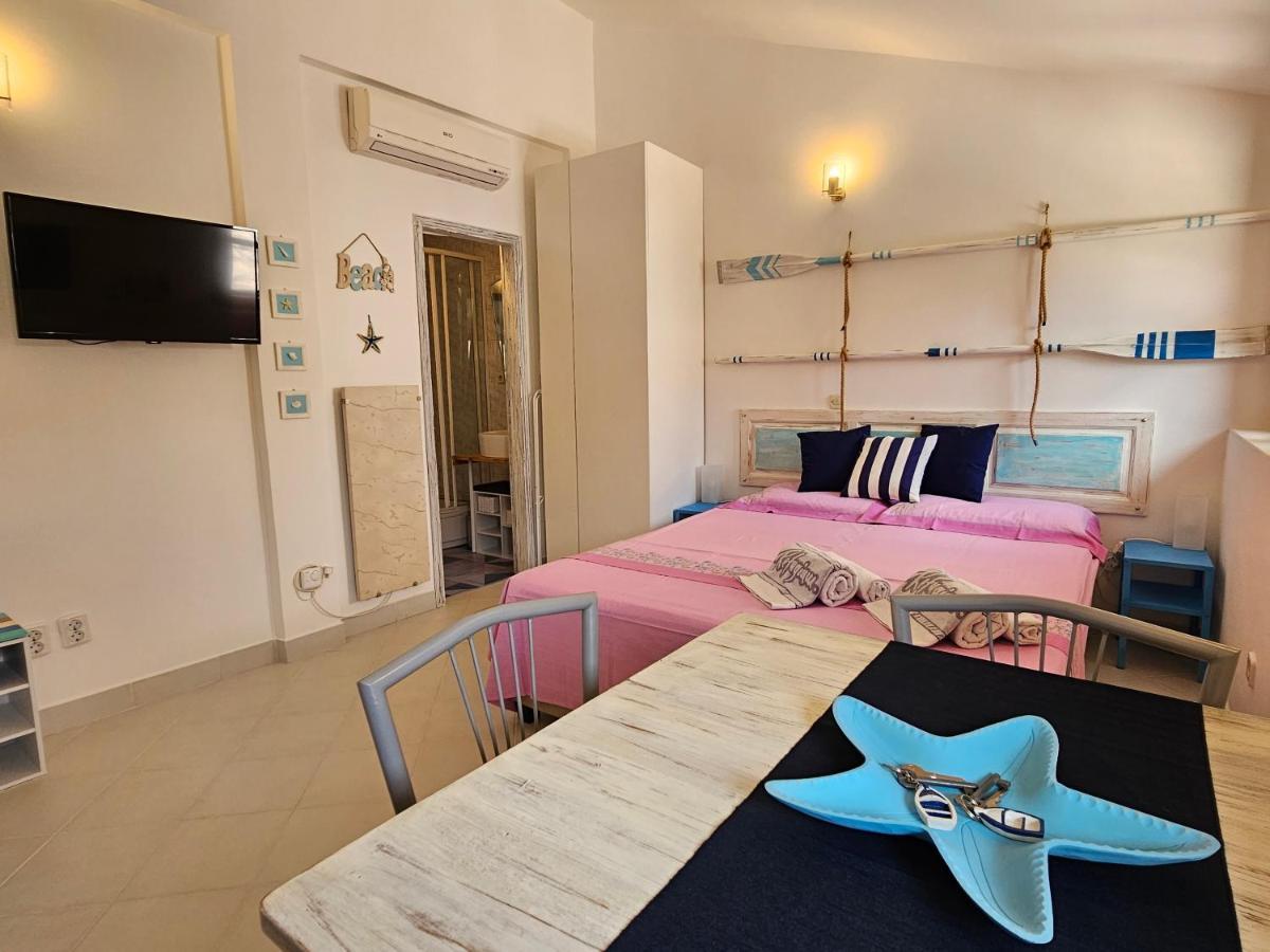 Studio Mare Fuori With Terrace Rovinj Dış mekan fotoğraf